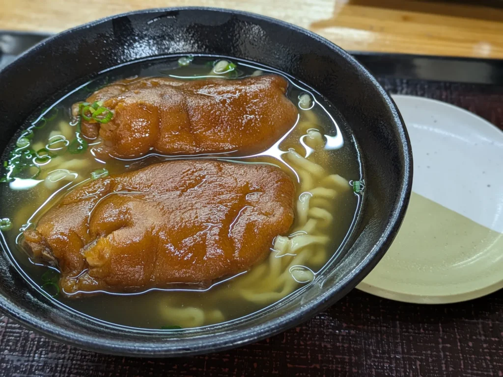 沖縄そば専門店 南部そばてびちそば1